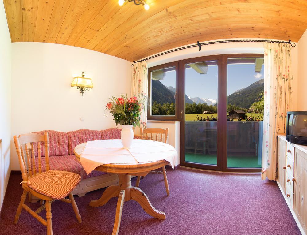 Hotel Rosengarten Neustift im Stubaital Habitación foto